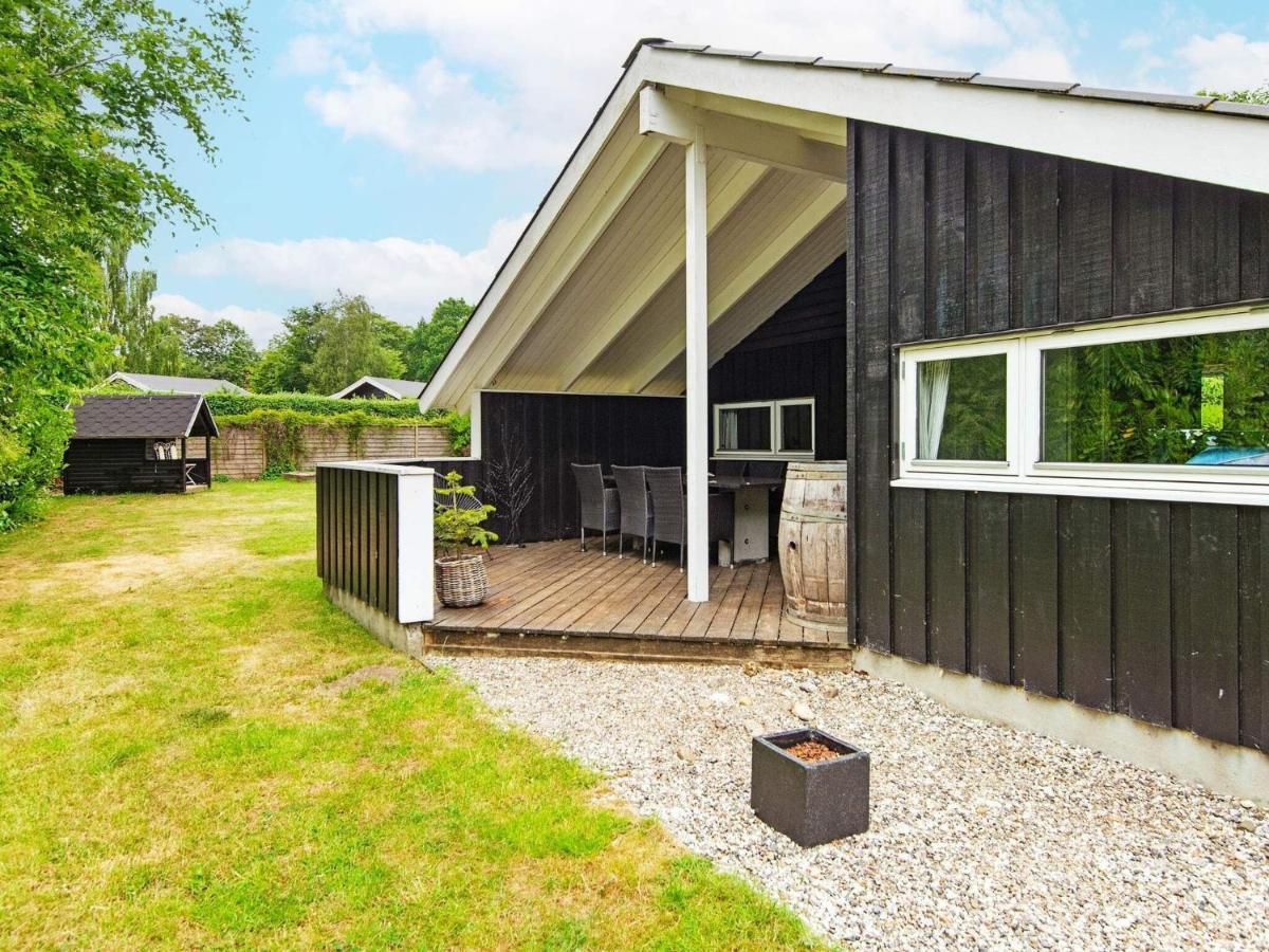 5 Person Holiday Home In B Rkop Egeskov  ภายนอก รูปภาพ