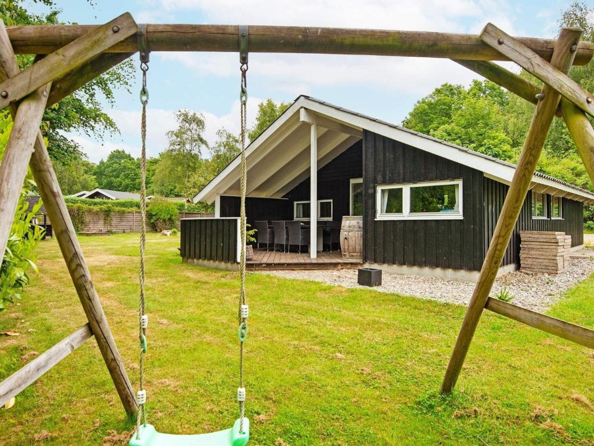 5 Person Holiday Home In B Rkop Egeskov  ภายนอก รูปภาพ